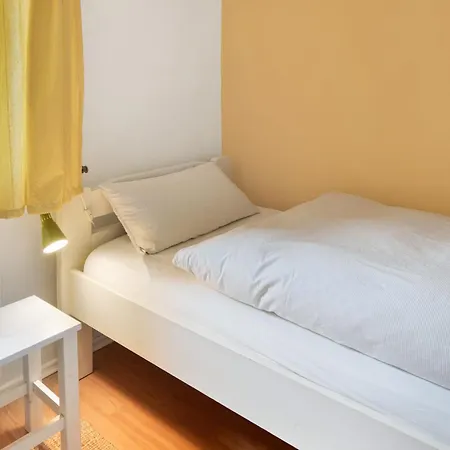 Gaestehaus Henke 아파트 *